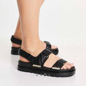 STRADIVARIUS Sandals, NWOT